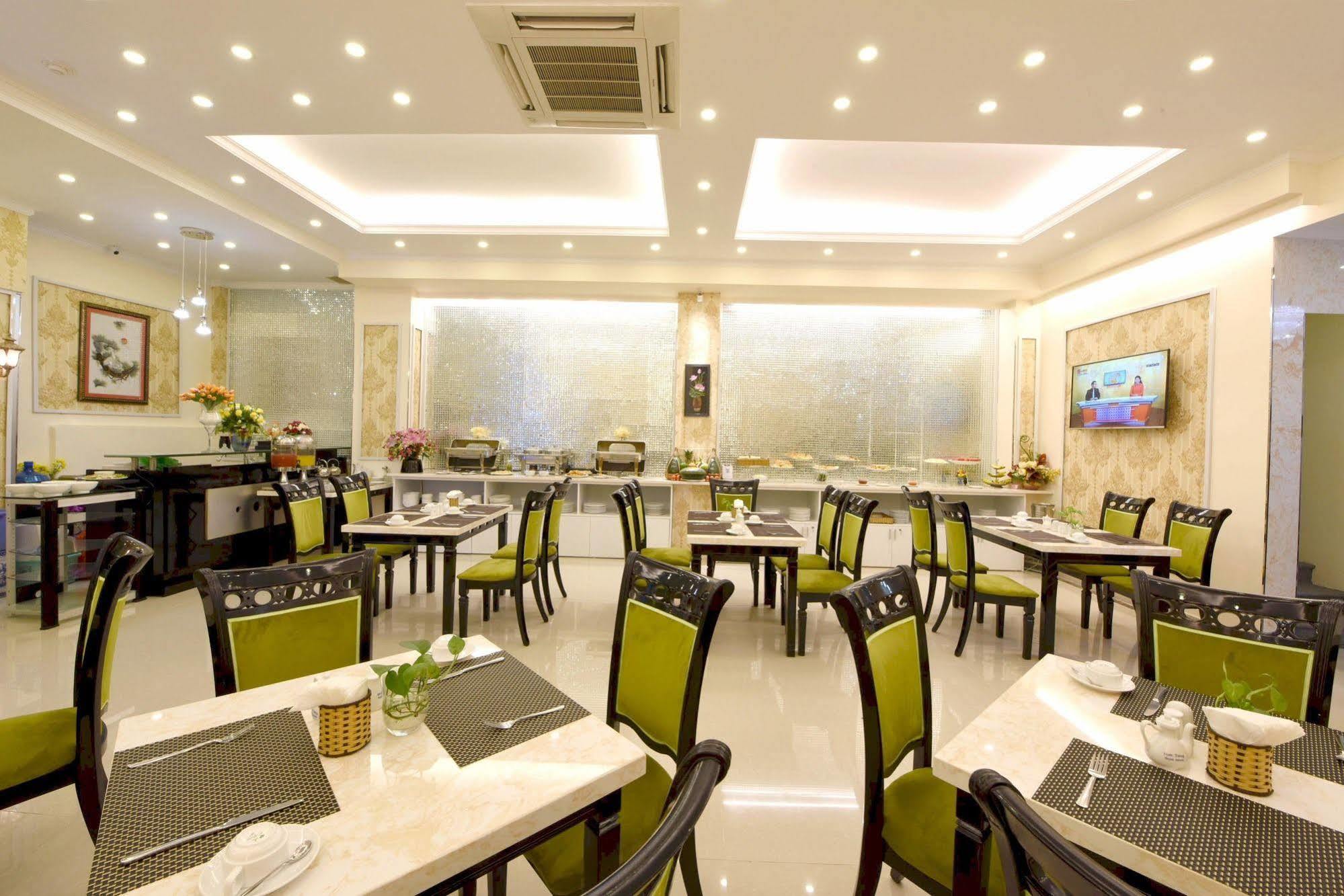 Ruby Saigon Hotel - Le Thanh Ton Ho Chi Minh City Exterior photo